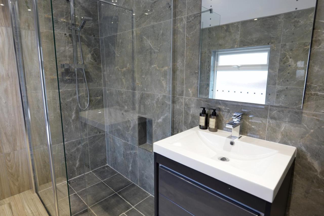 Outstanding Modernised 3/4 Double Bedroomed House Литлхемптон Экстерьер фото