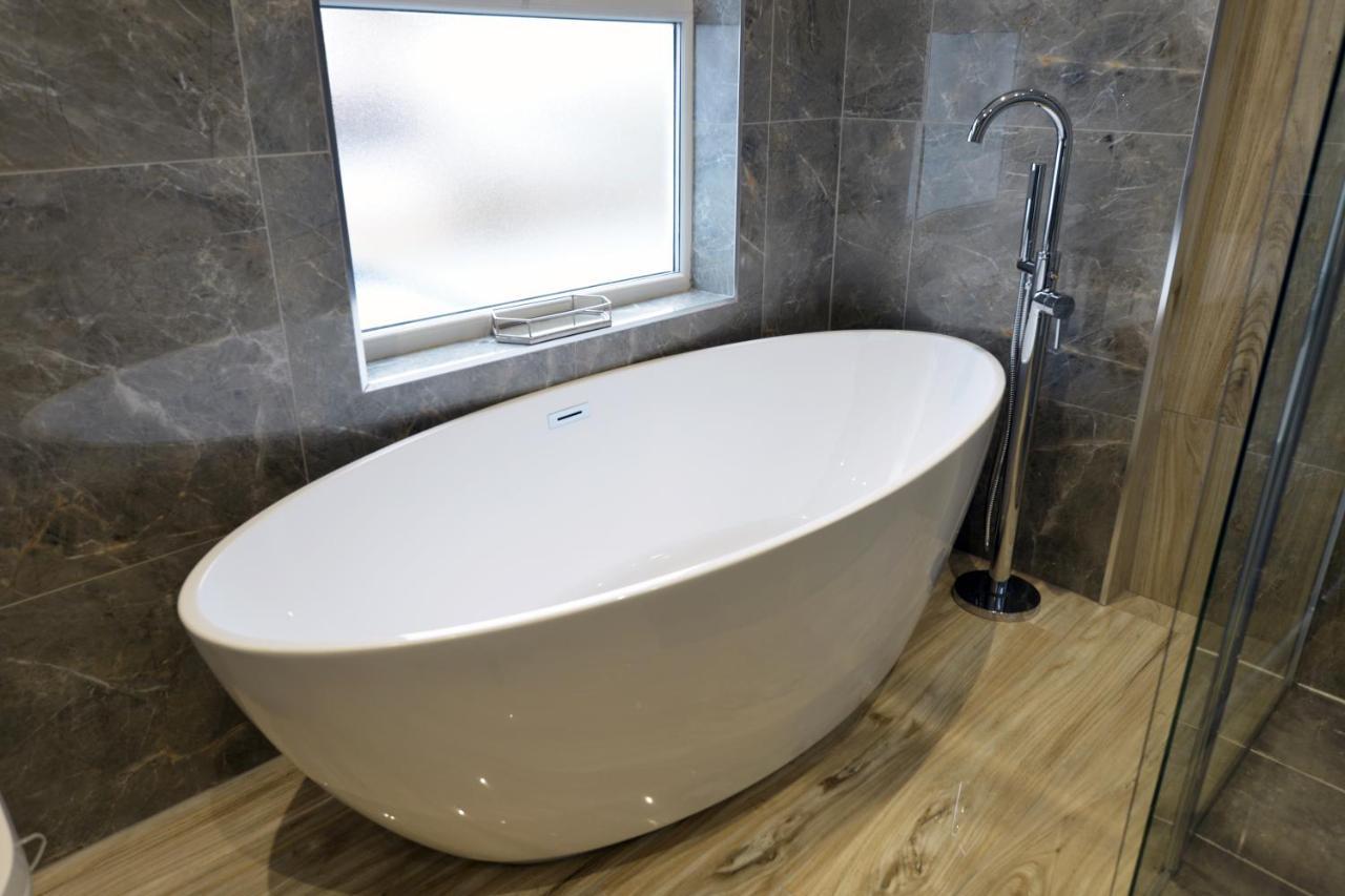 Outstanding Modernised 3/4 Double Bedroomed House Литлхемптон Экстерьер фото